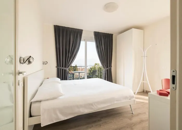 Agrifoglio באוונו